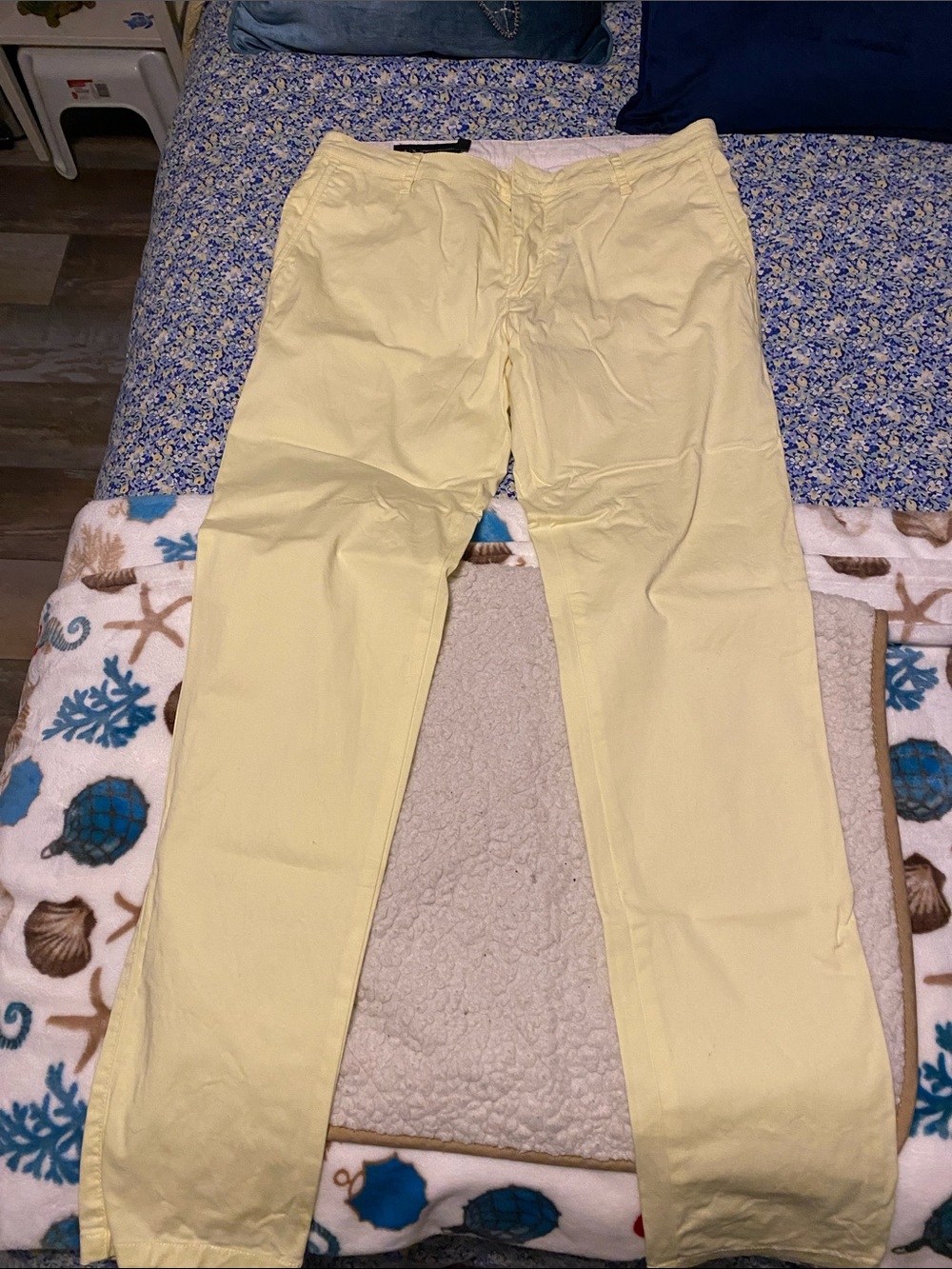 Men's Light Yellow Casual Pants